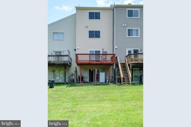 Foto del edificio - 3413 Caledonia Cir