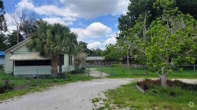 Building Photo - 1266 40th St