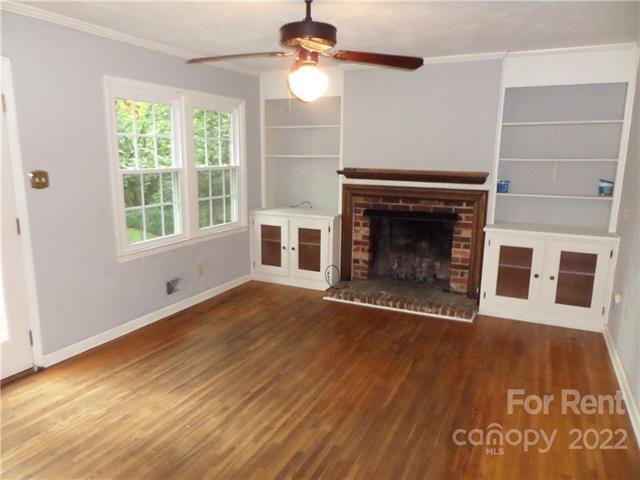 Building Photo - 1008 Brantham Ct