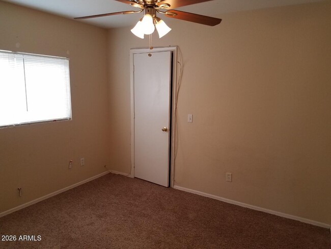 Foto del edificio - 11796 W Dahlia Dr