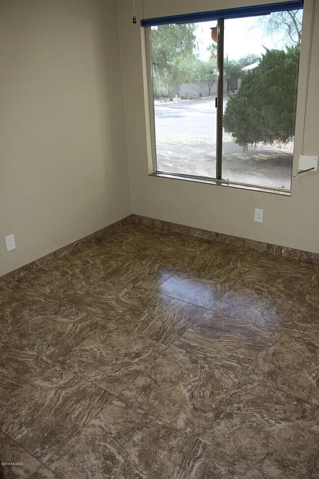 Foto del edificio - Seller Finance Single Family Home or Rent ...
