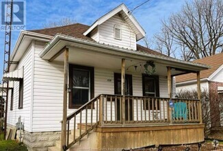 Building Photo - 109 Edgar St