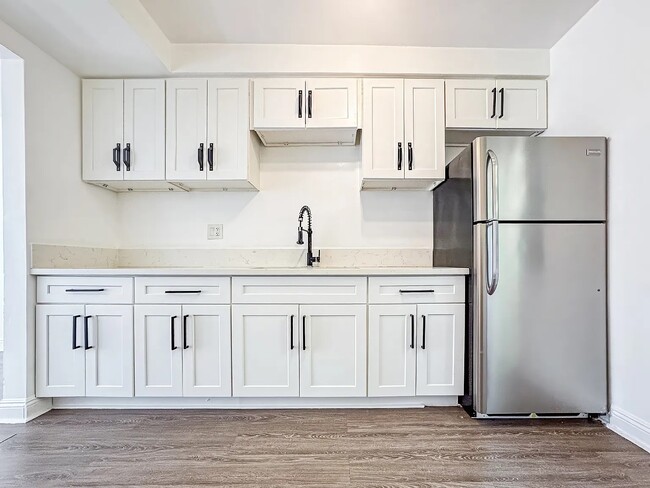 Photo - 12521 Lakewood Blvd Apartment