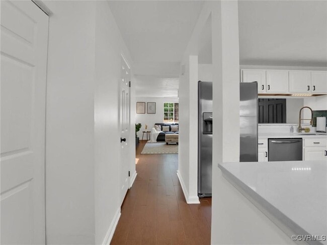 Building Photo - 9414 Tracey Lynne Cir