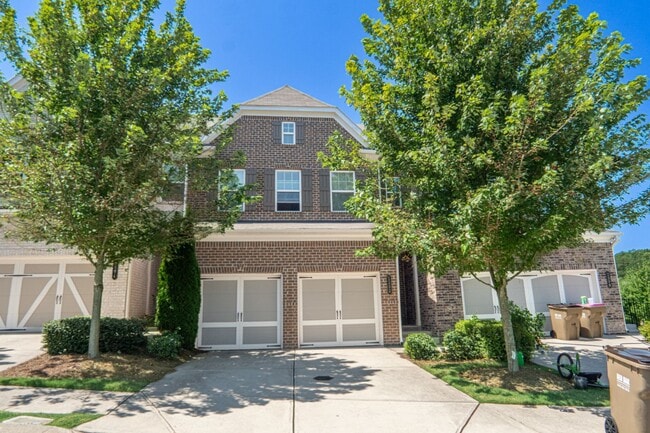 Photo - 1302 Endicott Court House