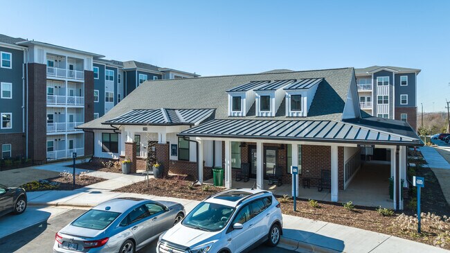 Oficina de arrendamiento - Residences at Cedar Creek