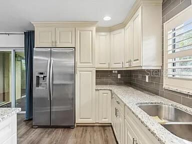 Foto del edificio - 9444 Tradewinds Ave