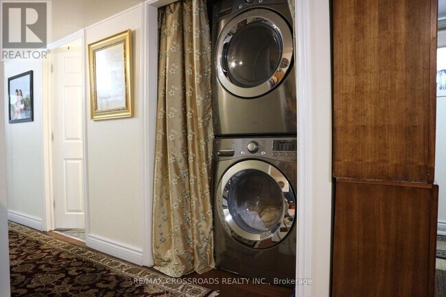 Photo du bâtiment - 11 Bankfield Dr