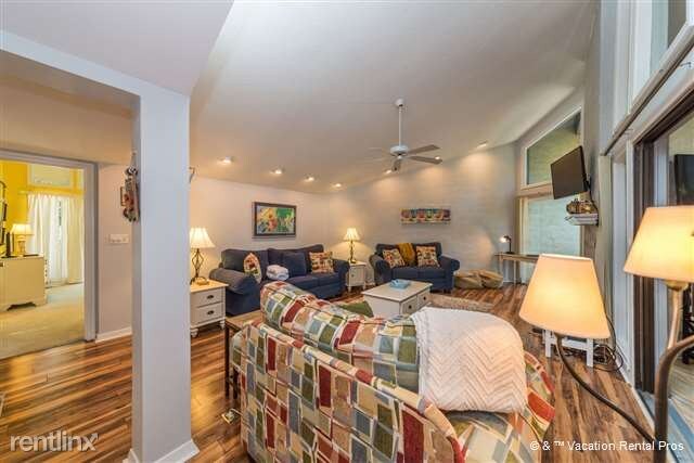 Building Photo - 1 Pintail Ct