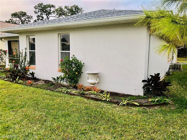 Building Photo - 2 br, 2 bath House - 2214 Silver Lakes Dr N