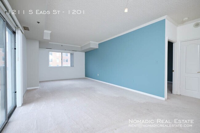 Building Photo - 1211 S Eads St
