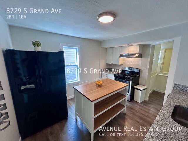 Foto del edificio - 8729 S Grand Ave