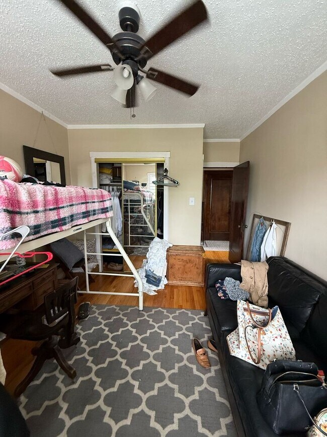 Foto del edificio - 4608 N Kildare Ave