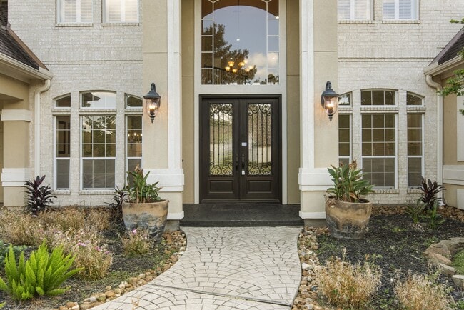 Foto del edificio - 3627 Vashon Ln