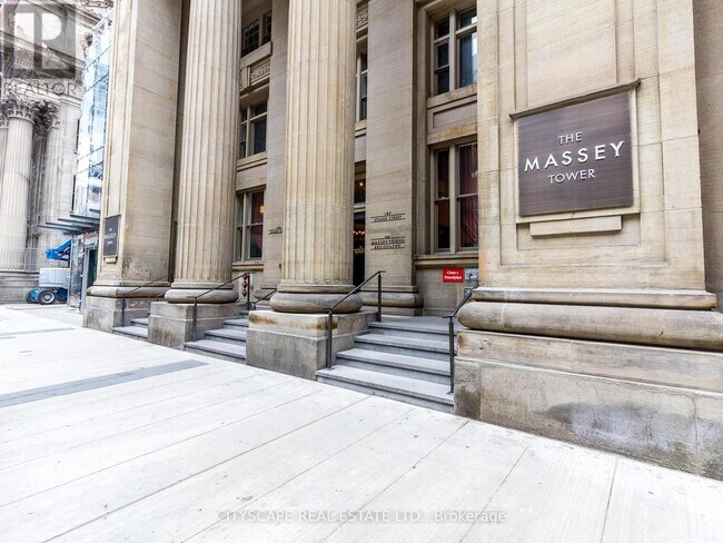 Photo du bâtiment - 197-1197 Yonge St