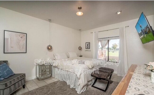 Foto del edificio - 2647 N Miller Rd