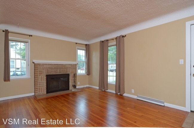 Building Photo - 7507 Nicollet Ave