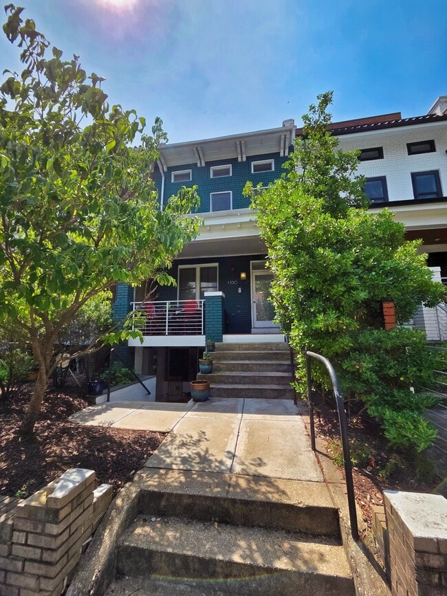 Building Photo - 1350 Randolph St NW