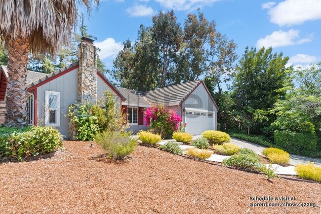 Building Photo - 279 Tordo Ct