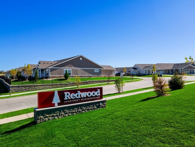 Foto del edificio - Redwood Merrillville