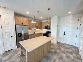 Building Photo - 2520 Washington Ave