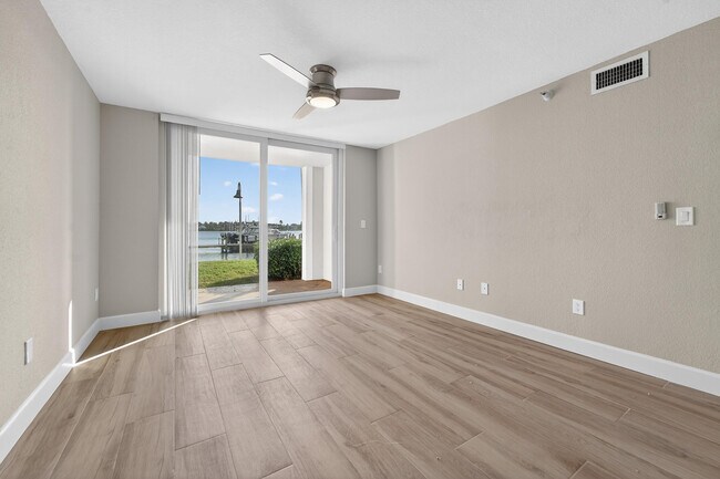 Foto del edificio - 167 Yacht Club Way