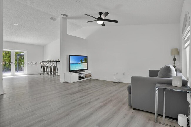 Foto del edificio - 20791 SW 129th Ct