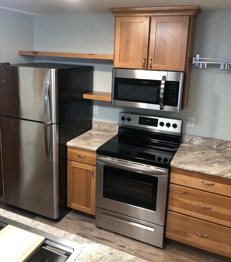 Foto principal - 744 Prospect Ave