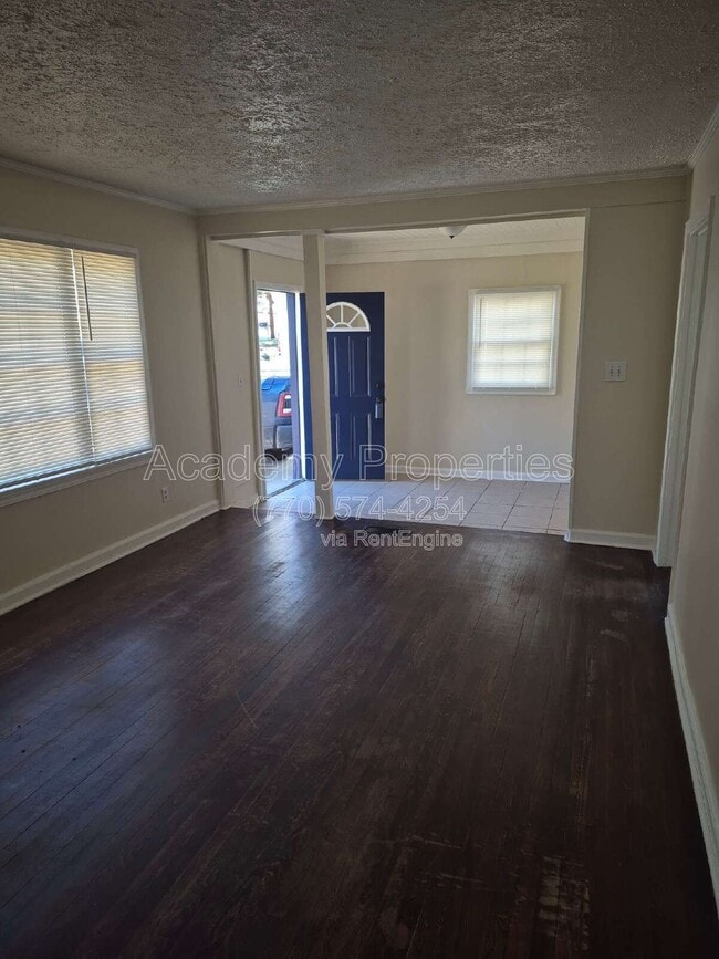 Photo - 2190 Jernigan Dr SE House