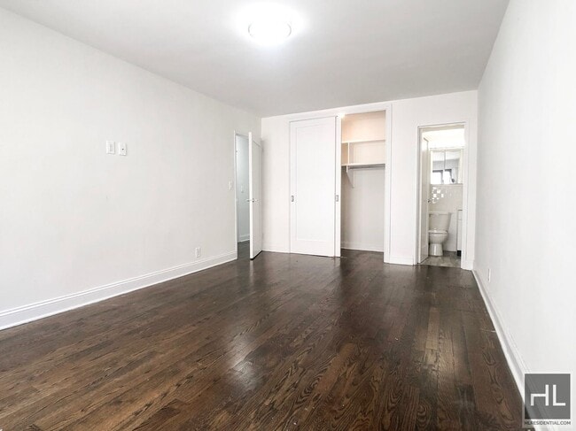 Foto del edificio - EAST 56 STREET