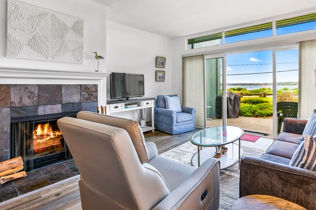 Foto del edificio - 7806 Birch Bay Dr