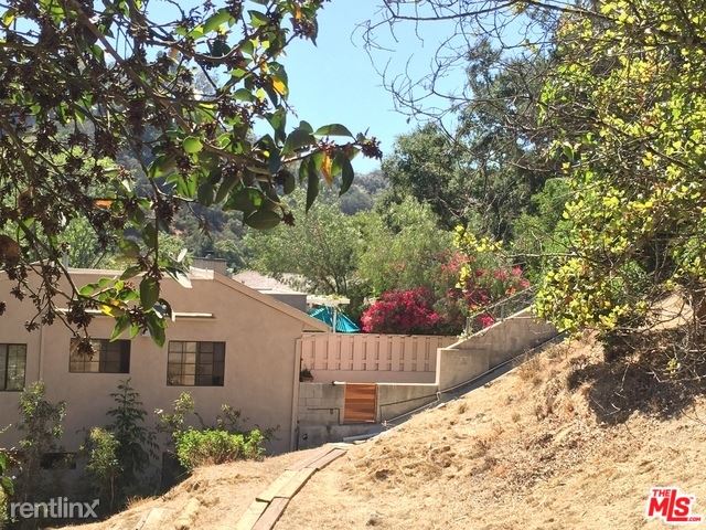 Primary Photo - 10337 Caribou Ln