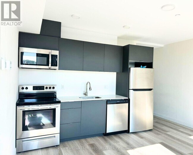 325325 University Ave W, Cobourg, ON K9A 3S9 House for Rent in