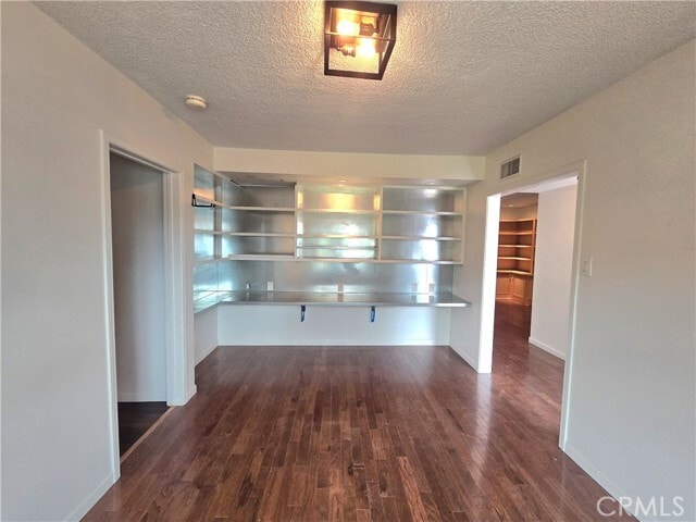 Building Photo - 896 Altura Way