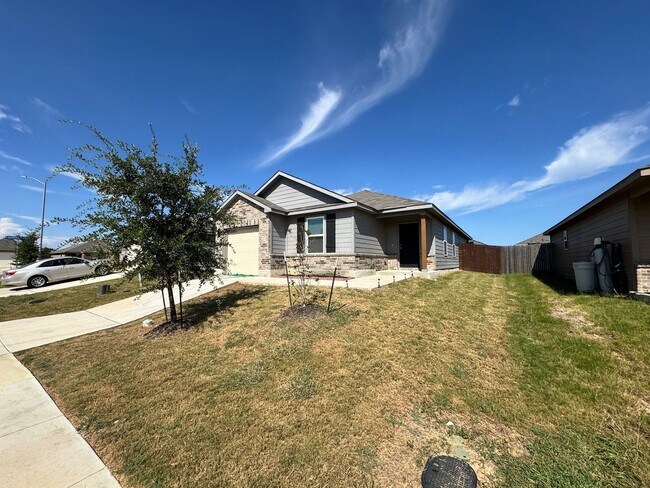 Foto del edificio - Move-In Ready 3-Bedroom Home in Crestway Heights | East San Antonio