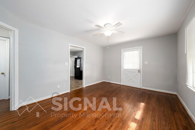 Foto del edificio - 5836 Ct-Q