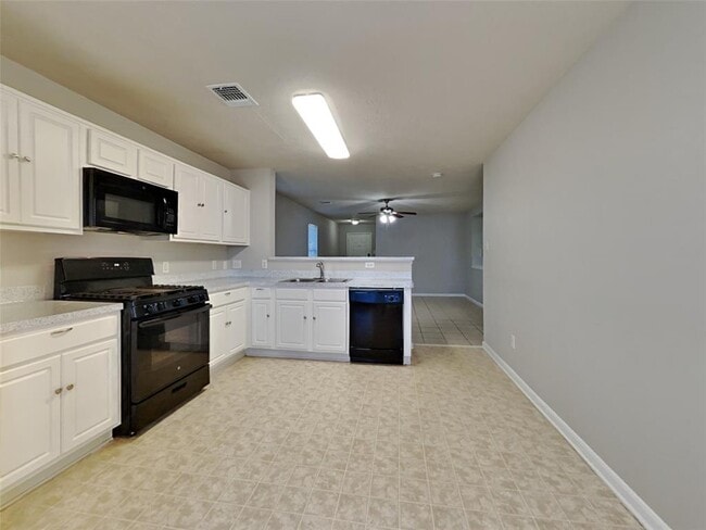 18822 Remington Park Dr - 4