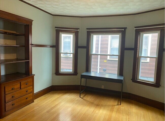 Foto del edificio - 61 Frederick Ave