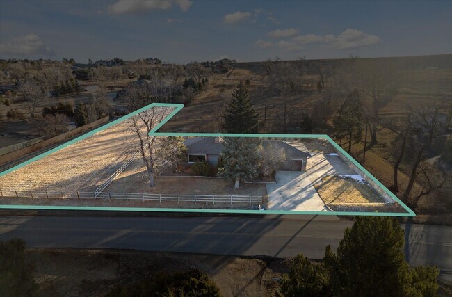Building Photo - Serenity Unveiled: Tranquil 5 Bedroom Esta...