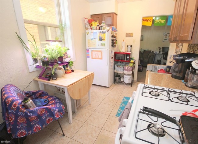 Building Photo - 1 br, 1 bath  - 330 Melwood Ave  for August