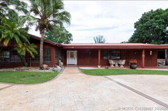 Building Photo - 11450 SW 17th St