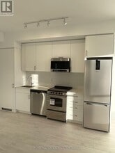 Building Photo - 412 Silver Maple Rd