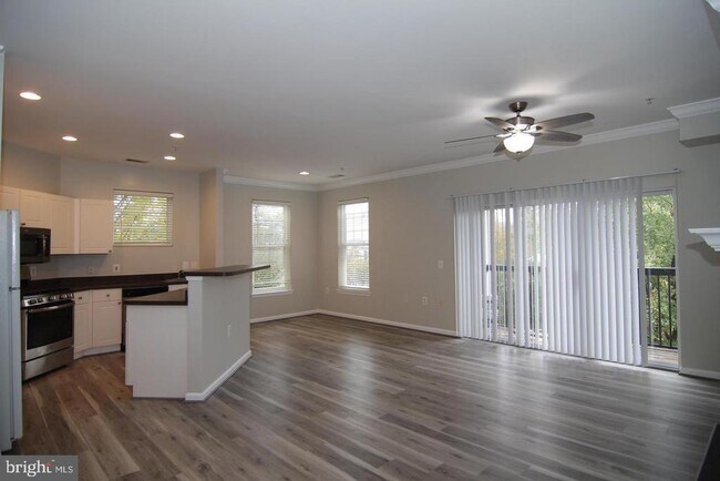 Foto del edificio - 3851 Aristotle Ct