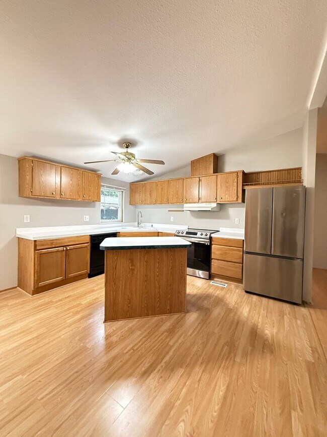 Foto del edificio - Beautifully Updated 3-Bed, 2-Bath Home wit...