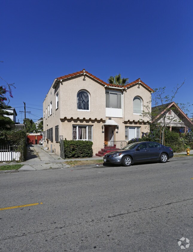 Foto principal - 975 S Catalina St