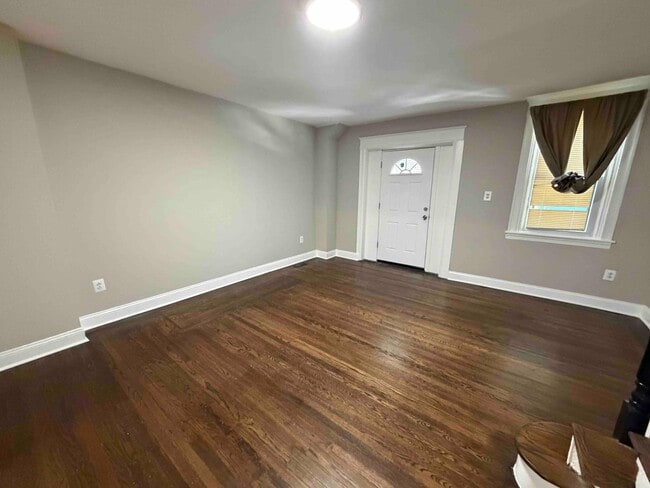 Photo - 5641 N Warnock St House