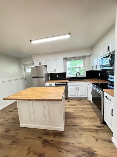 Foto del edificio - 109 Britanna Dr