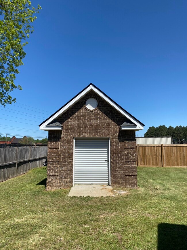 Foto del edificio - 308 George Francis Ct