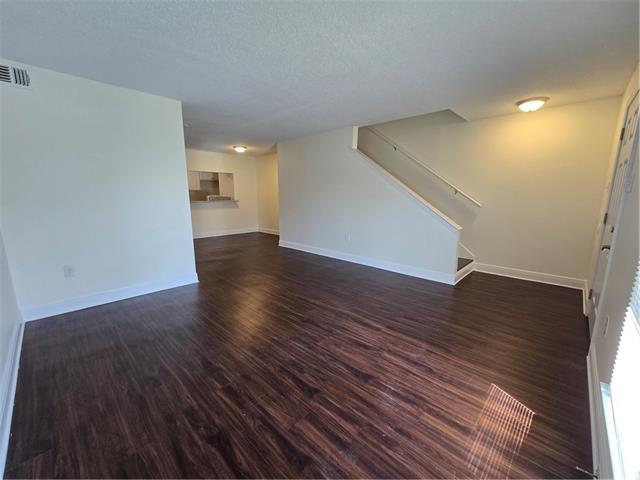 Foto del edificio - 116 Woodland Ct