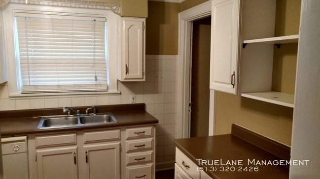 Building Photo - 3467 Alta Vista Ave